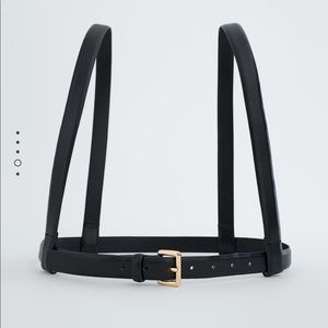 Leather harness belt. Metal buckle closure